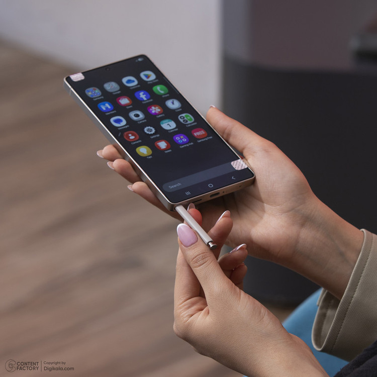 گوشی موبایل سامسونگ مدل Galaxy S25 Ultra دو سیم کارت ظرفیت 512 گیگابایت و رم 12 گیگابایت - به همراه شارژر 45 واتی سامسونگ