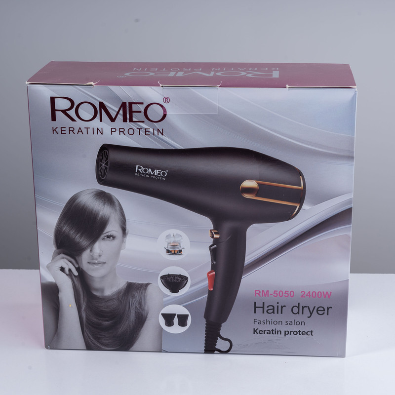 سشوار حرفه ای رومئو مدل RM-5050