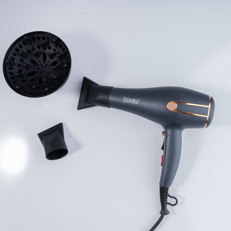 سشوار حرفه ای رومئو مدل RM-5050