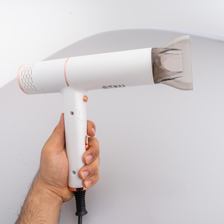سشوار حرفه ای رومئو مدل RM-5656