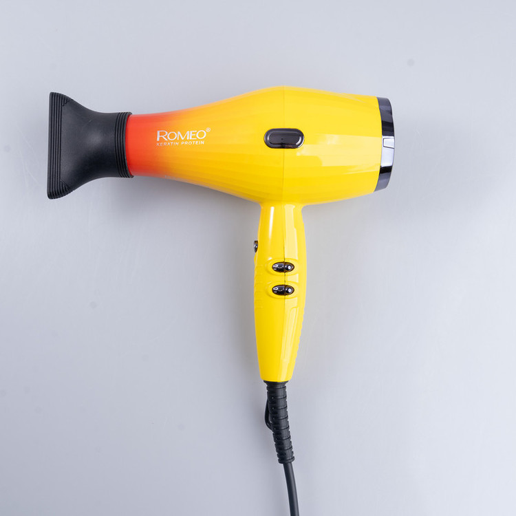 سشوار حرفه ای رومئو مدل RM-5151