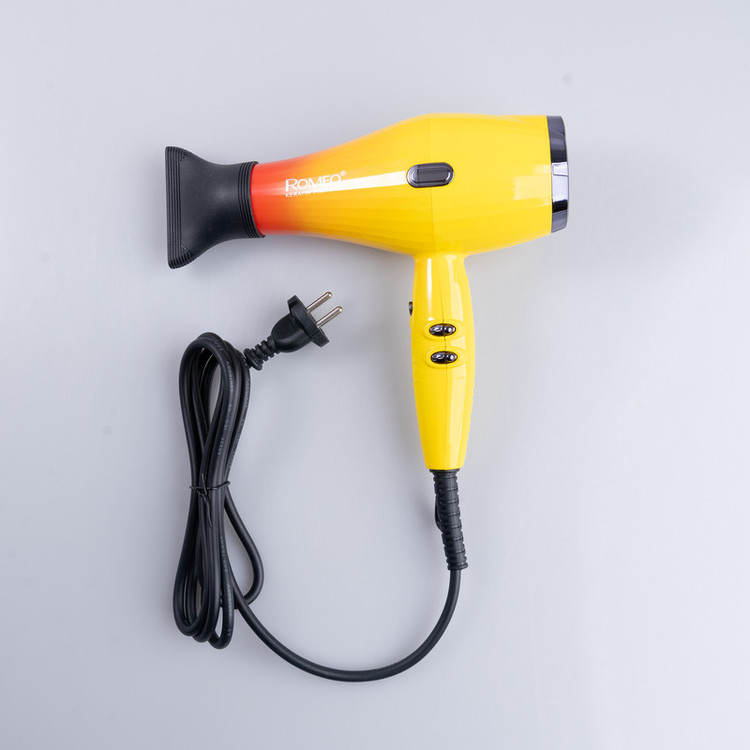 سشوار حرفه ای رومئو مدل RM-5151