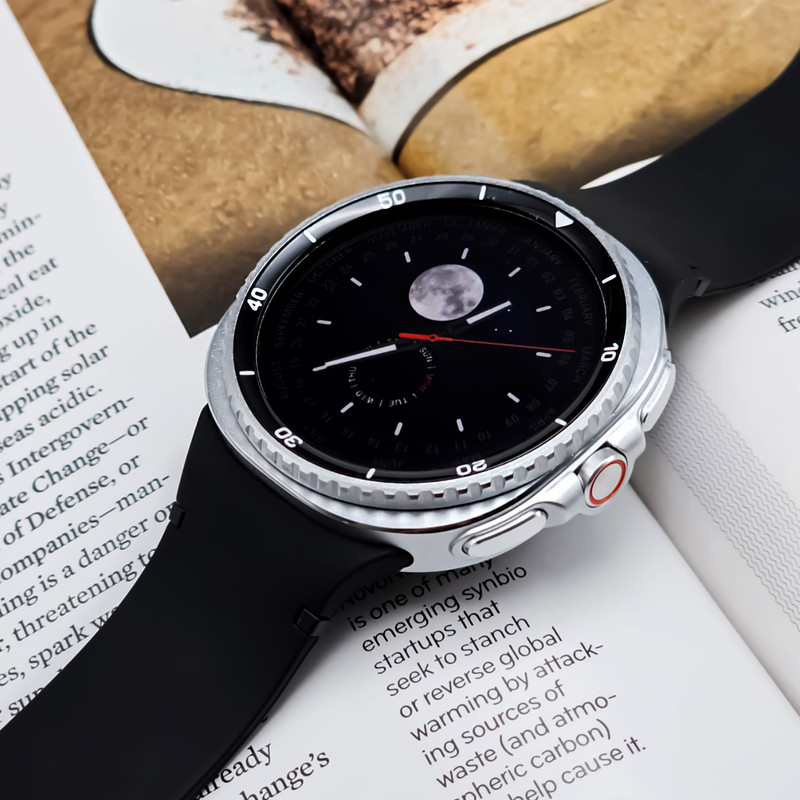 ساعت هوشمند 46 میلی متر وونک مدل Galaxy Watch 8 با بند سیلیکونی