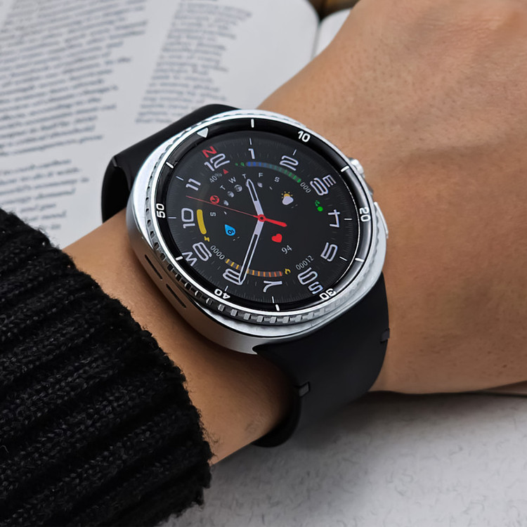 ساعت هوشمند 46 میلی متر وونک مدل Galaxy Watch 8 با بند سیلیکونی