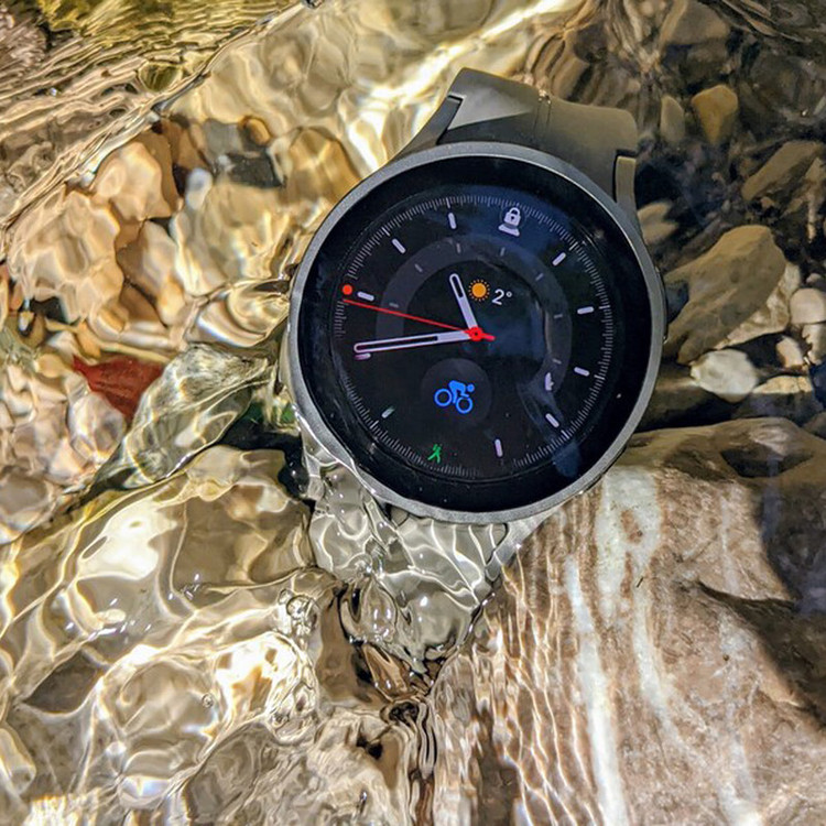 ساعت هوشمند سامسونگ مدل Galaxy Watch5 Pro