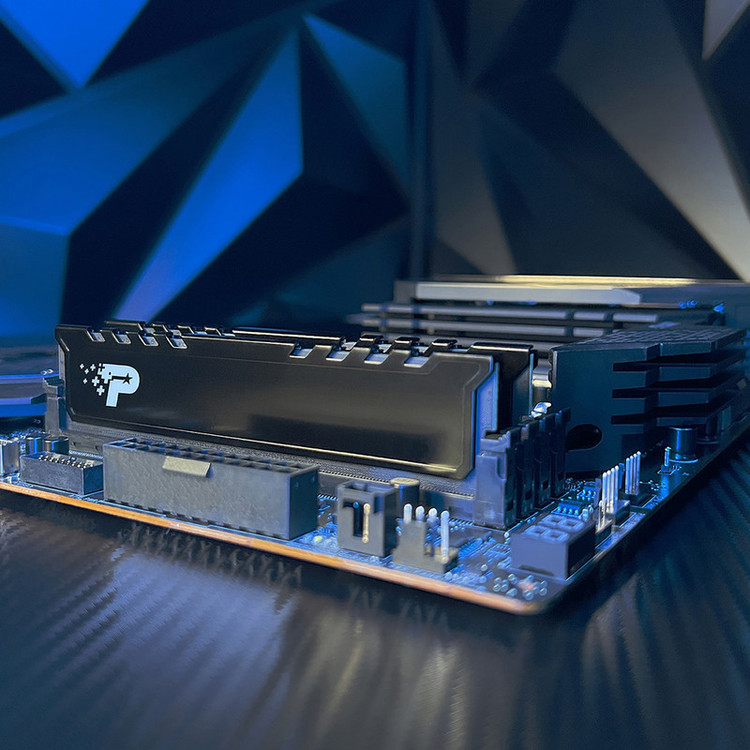 رم دسکتاپ DDR5 تک کاناله 5600 مگاهرتز CL46 پتریوت مدل Signature Premium ظرفیت 16 گیگابایت