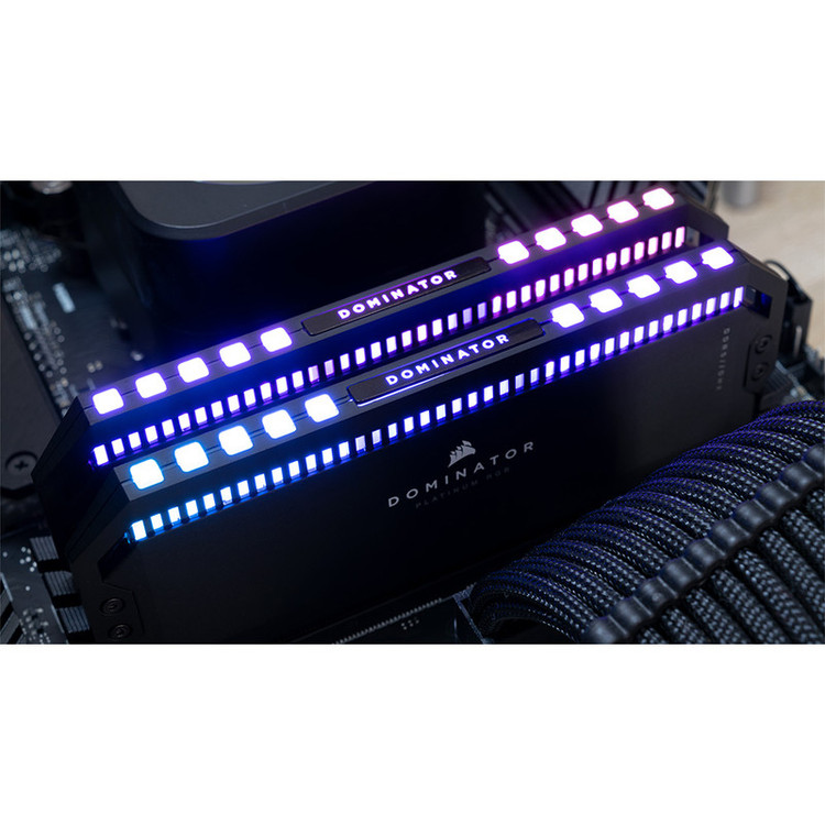 رم دسکتاپ DDR5 دو کاناله 6000 مگاهرتز CL40 کورسیر مدل Dominator Platinum RGB ظرفیت 64 گیگابایت