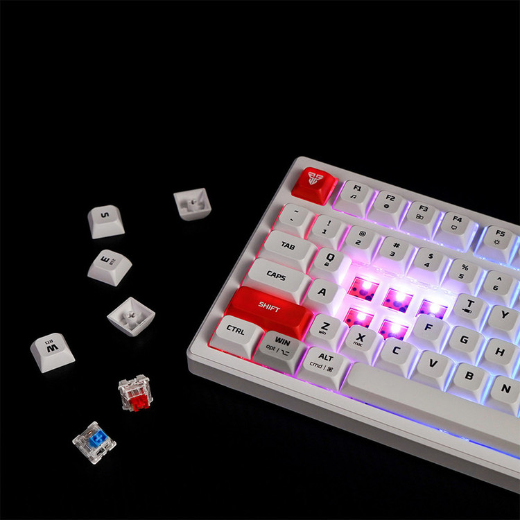 کیبورد گیمینگ فنتک مدل ATOM PRO MK918BLUESWITCH