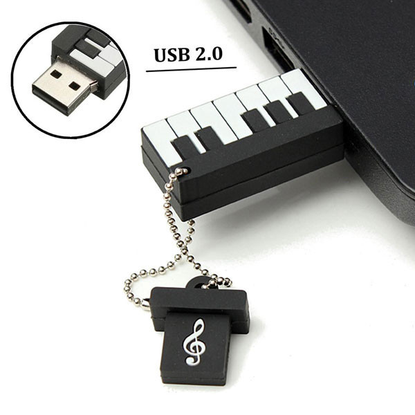 فلش مموری کینگ فست مدل Piano MU-17 ظرفیت 32 گیگابایت