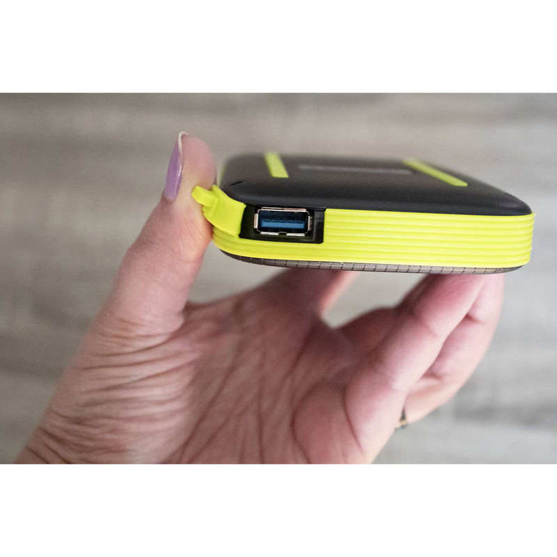 هارد اکسترنال سیلیکون پاور مدل Armor A60 ظرفیت یک ترابایت دارای رابط USB Type-A 3.2