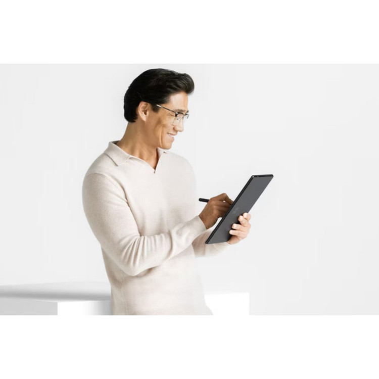 تبلت 13 اینچی مایکروسافت مدل Surface Pro 10-Core Ultra 7 165U ظرفیت 256 گیگابایت و رم 16 گیگابایت به همراه کیبورد Surface Pro Copilot و قلم Slim Pen 2