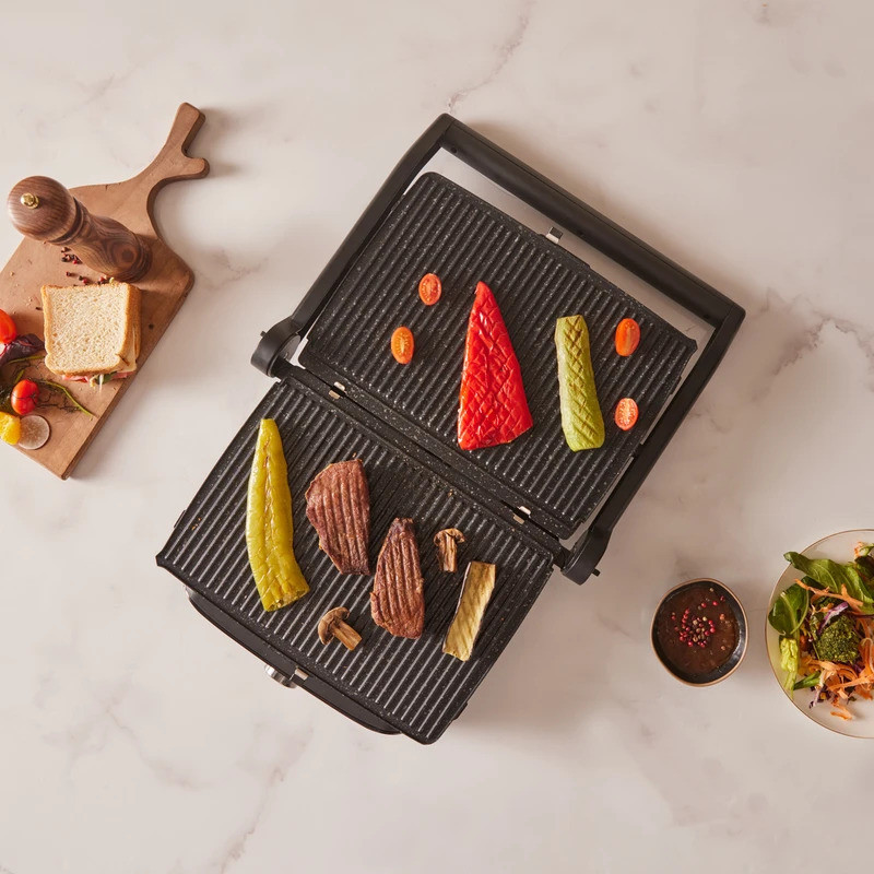 ساندویچساز یک خانه کاراجا مدل Gastro Premium
